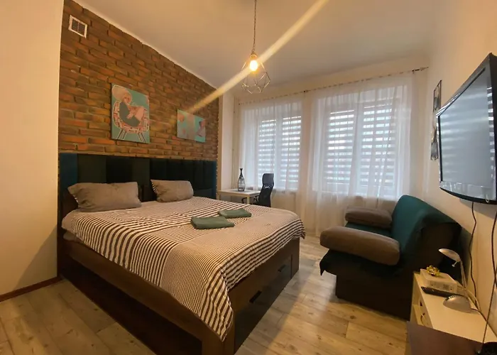 Stadion Narodowy 1 Pokojowe Mieszkanie アパート *